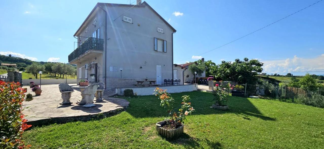Delizioso Appartamento Collinare Limigiano Ngoại thất bức ảnh